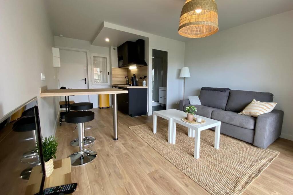 Coeur De Cabourg- Joli Studio Avec Terrasse - Apartment Exterior photo